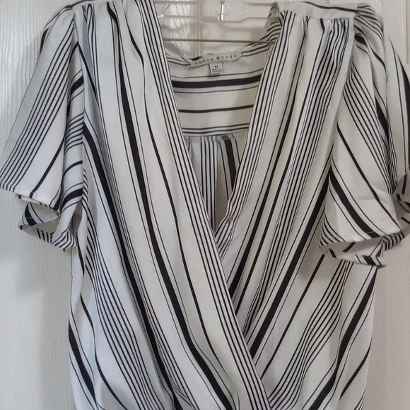 Blouse By Haute Monde - Picture 6 of 10